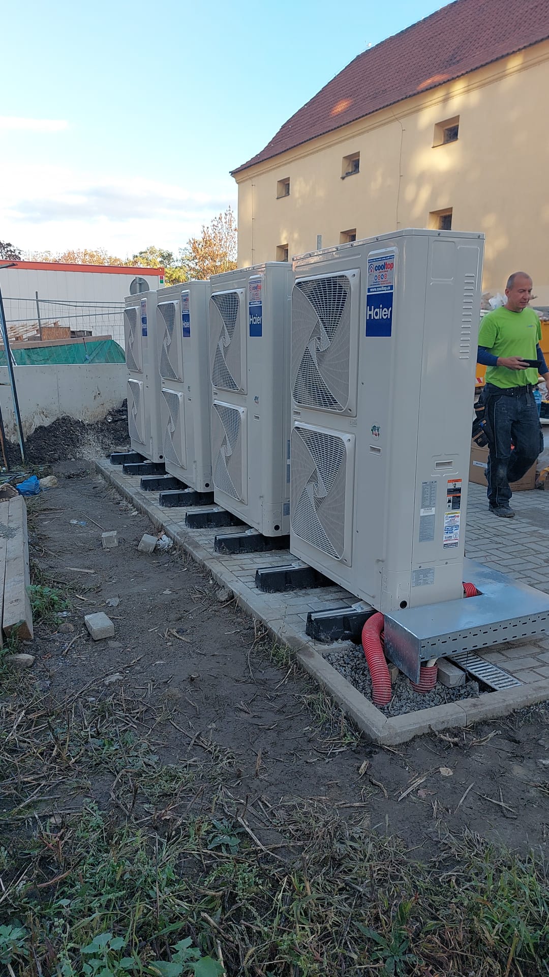 haier outdoor prague reisdential