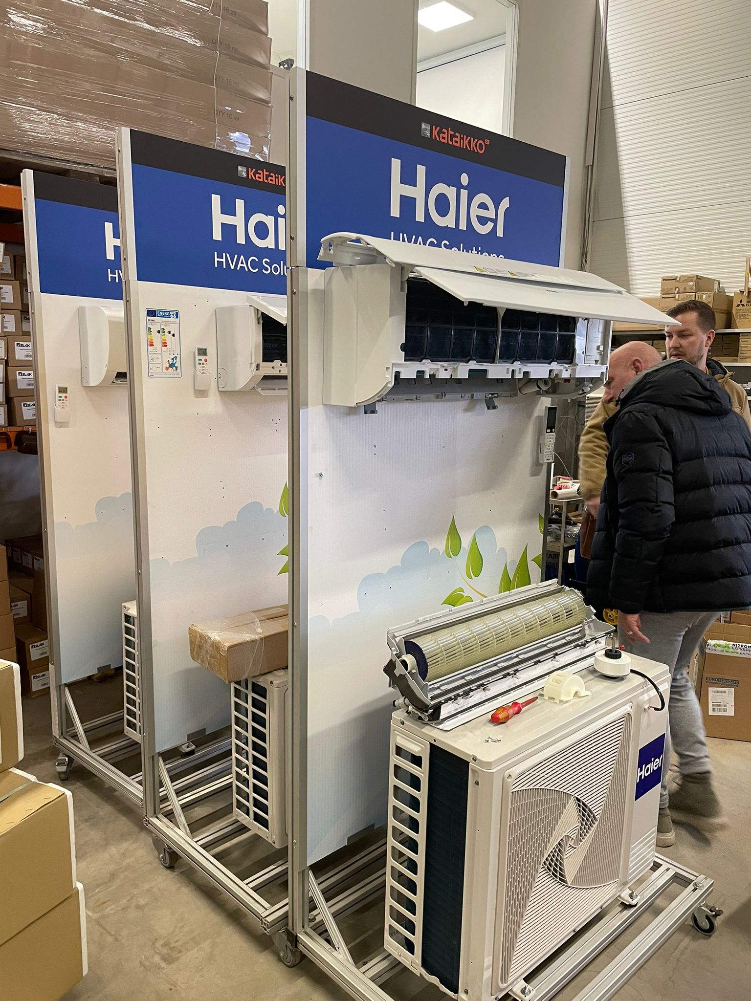 Kataikko launch displays